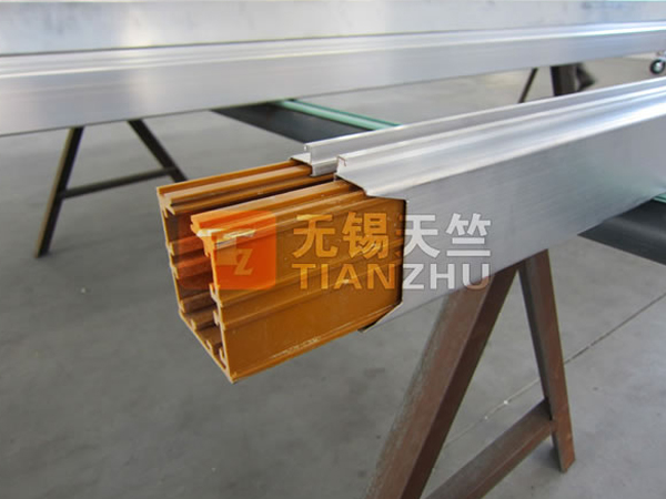 多極滑觸線系列.jpg 多極滑觸線系列.jpg